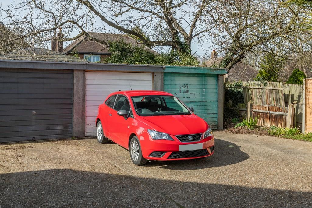 Garage &amp; Park...