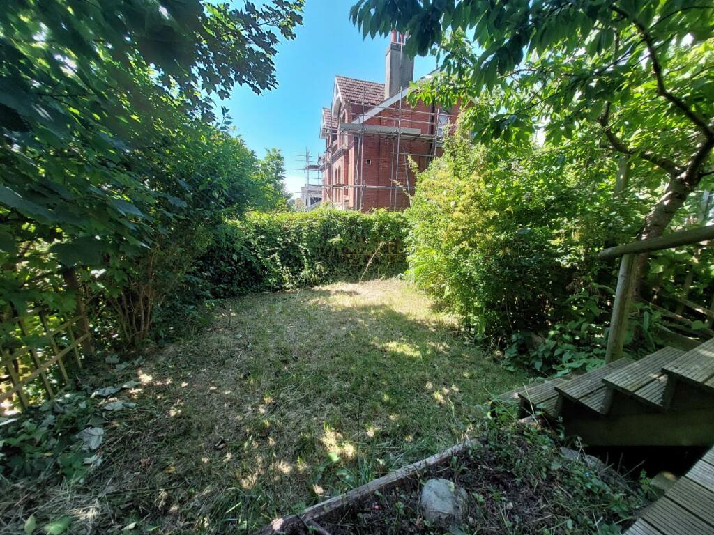 Garden (2)