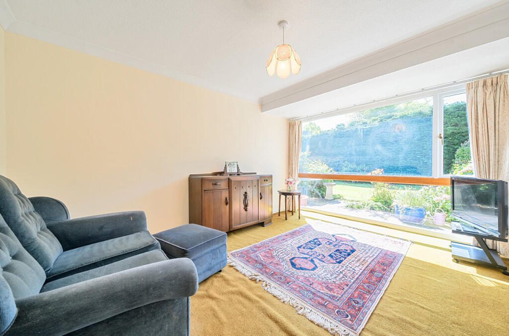 12-681c9d8063985-...