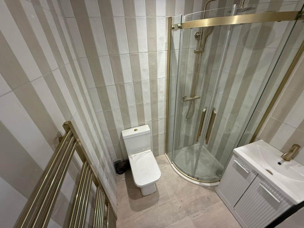 b0a22e0b-20f9-436a-b