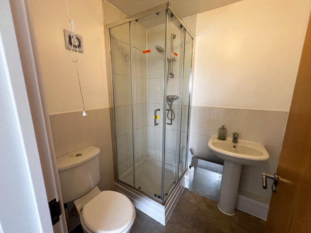 En-suite Bathroom