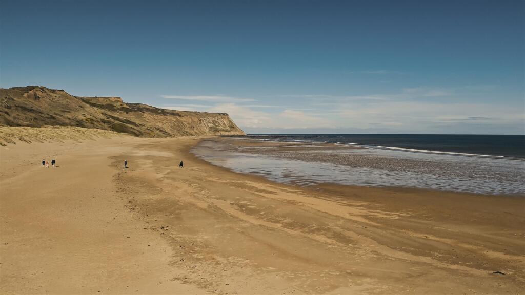 Cattersty Sands Beach