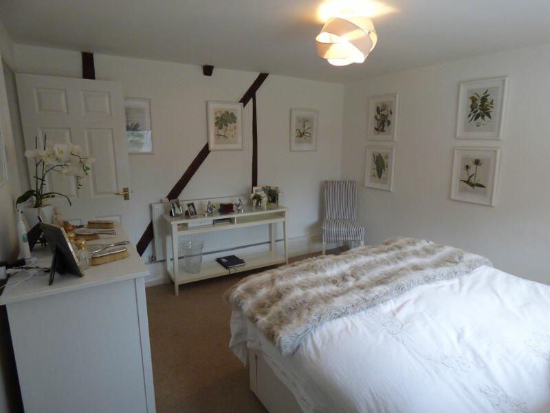 Photo 48