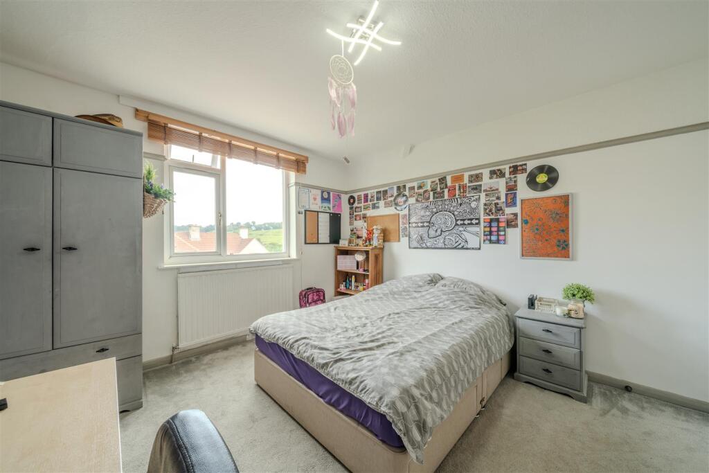 19 Lyneholmes Rise-117.jpg