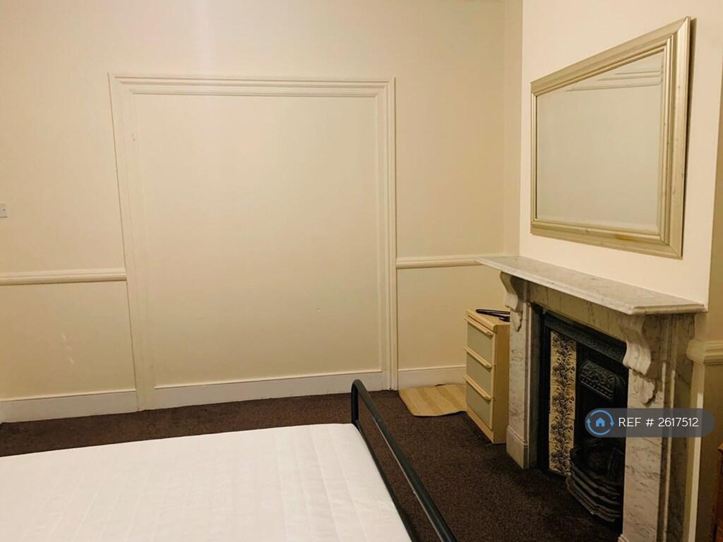 Room2