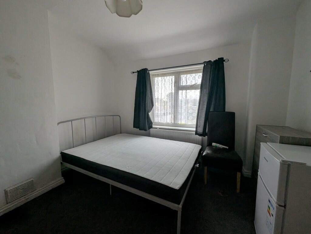 Bed 2