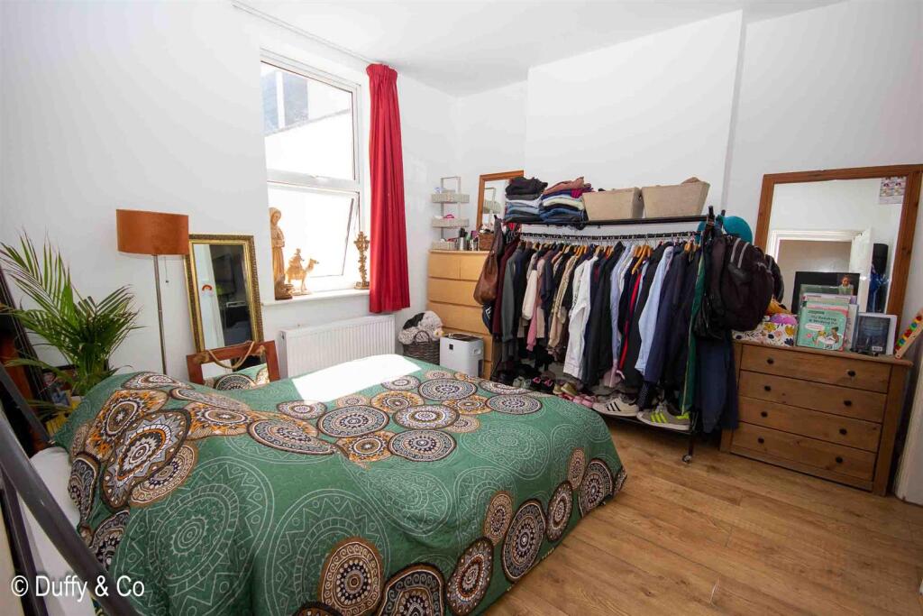 15BR25 (11 of 18).JPG