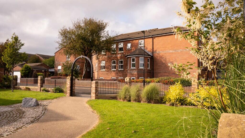 Nelson Close, Sunderland, Tyne And Wear, SR2 8EA