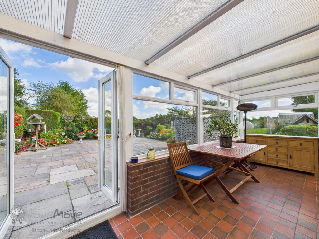 Sun Room b