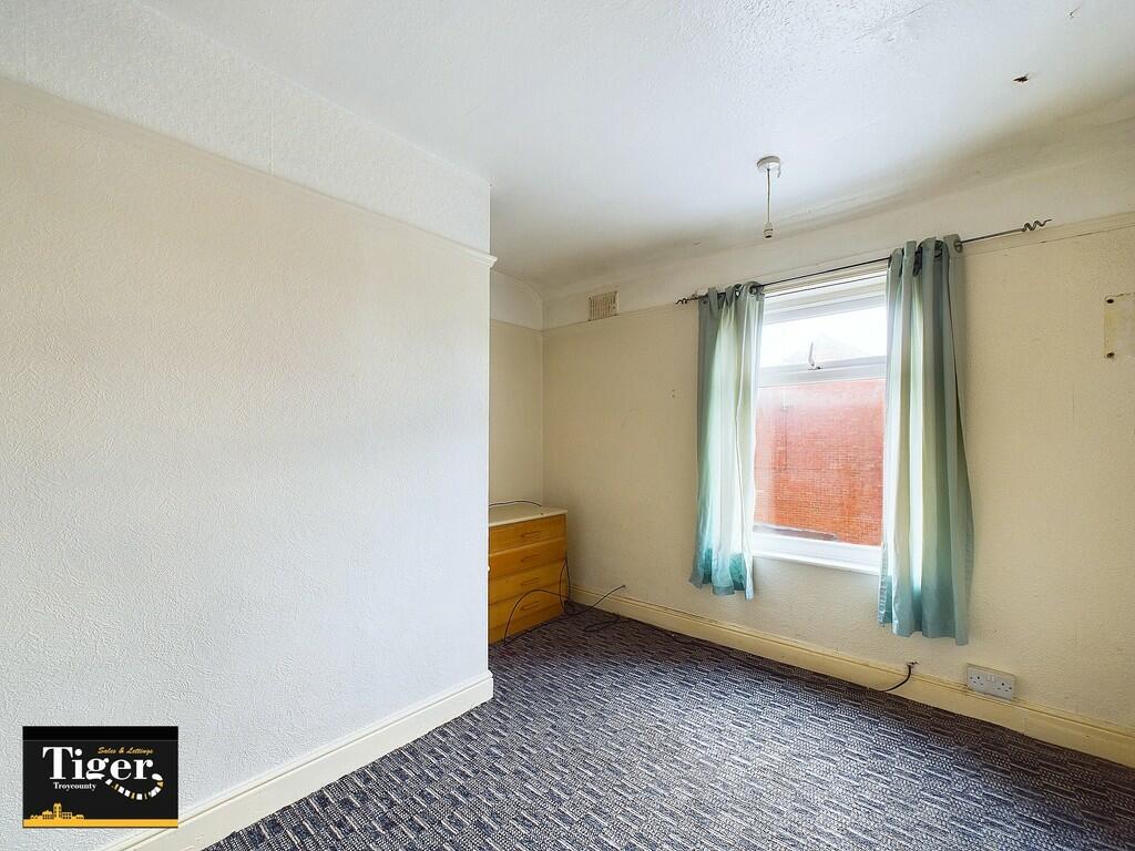 CAM02176G0-PR0407...