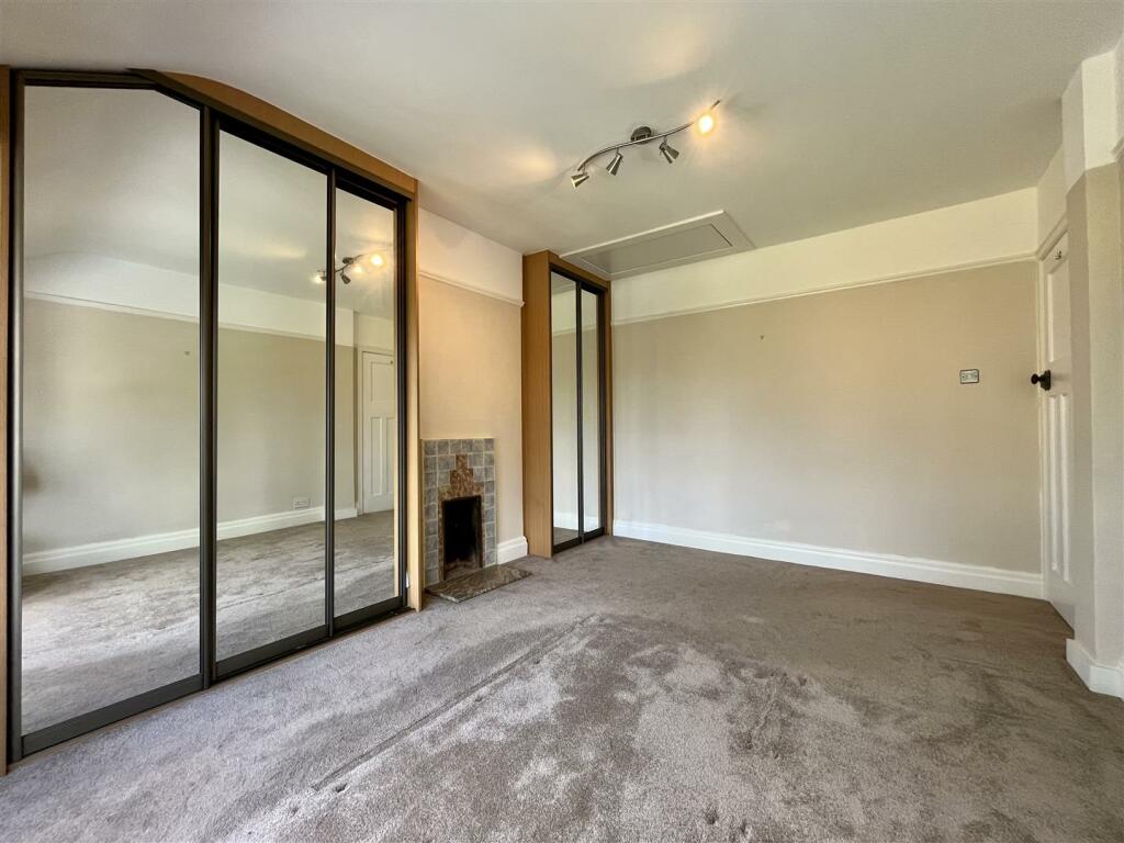 Bedroom 2 Aspect 2