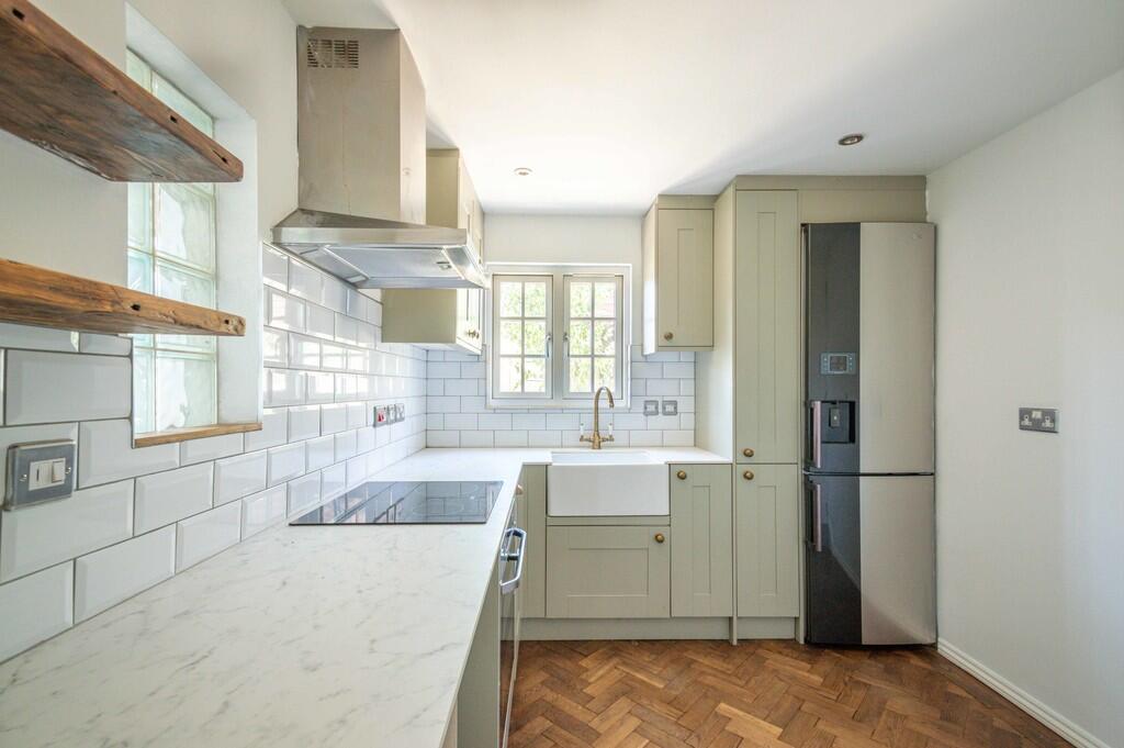 4 Casburn Lane-05