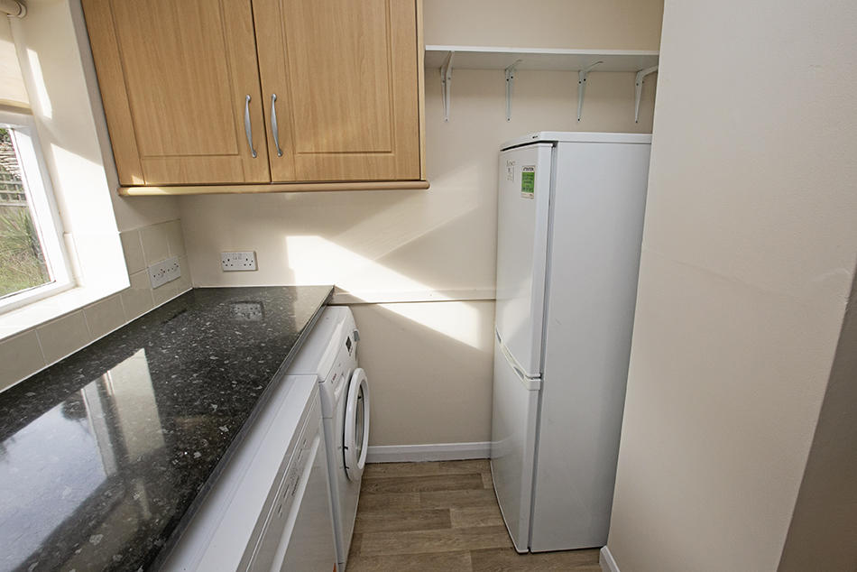 Kitchen/utility