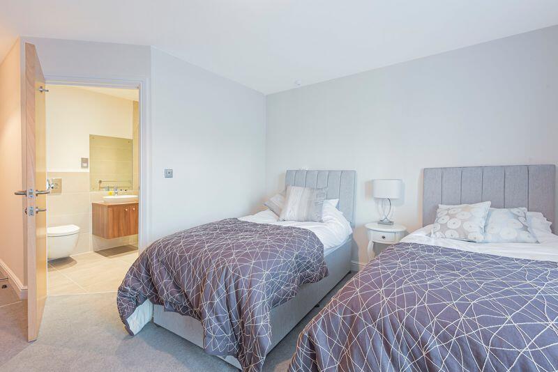 Guest suite