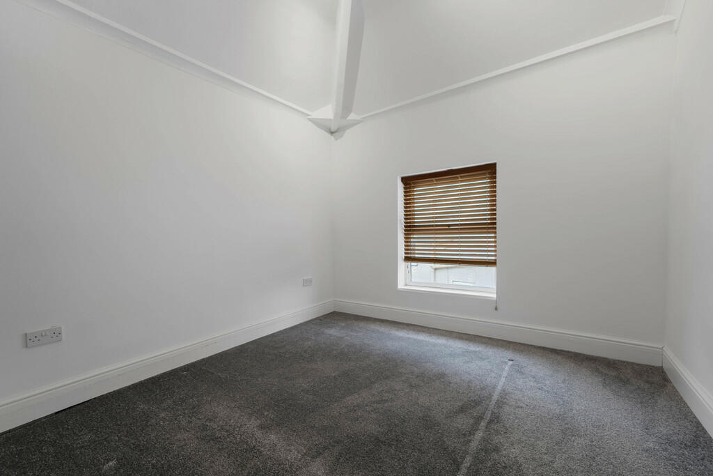 Flat 1, 16 Eaton ...