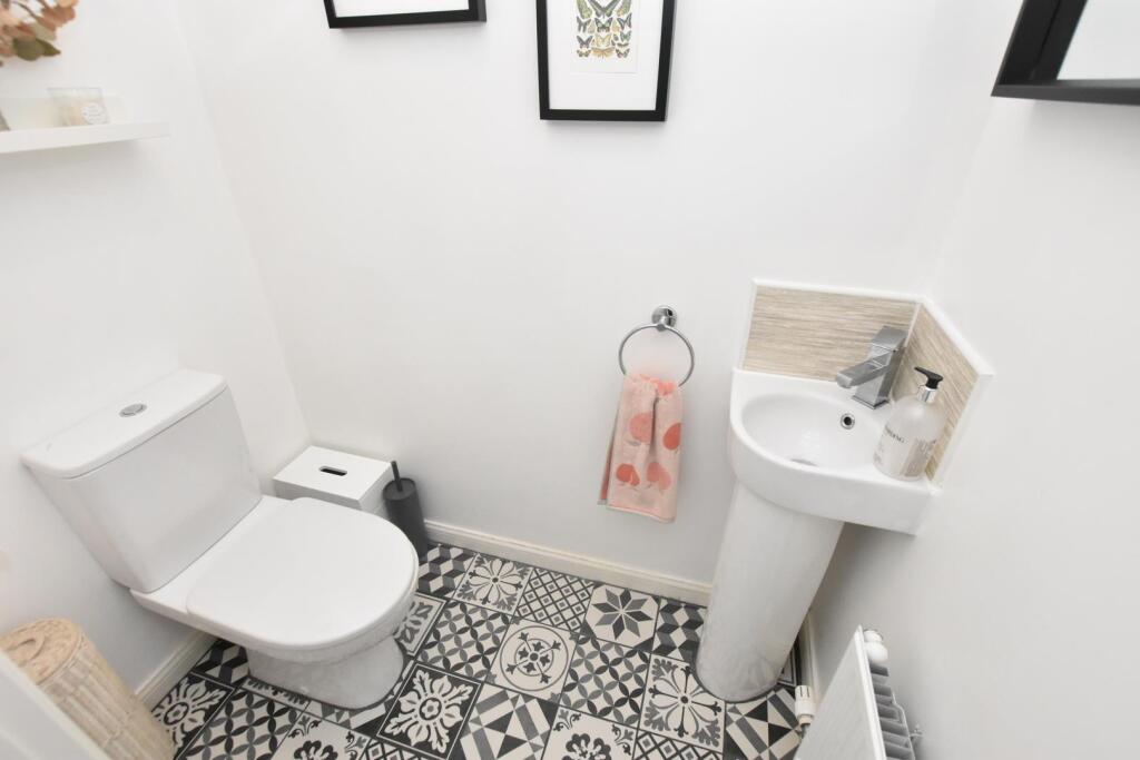 CLOAKROOM WC