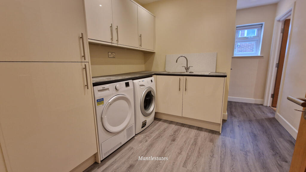 UTILITY ROOM