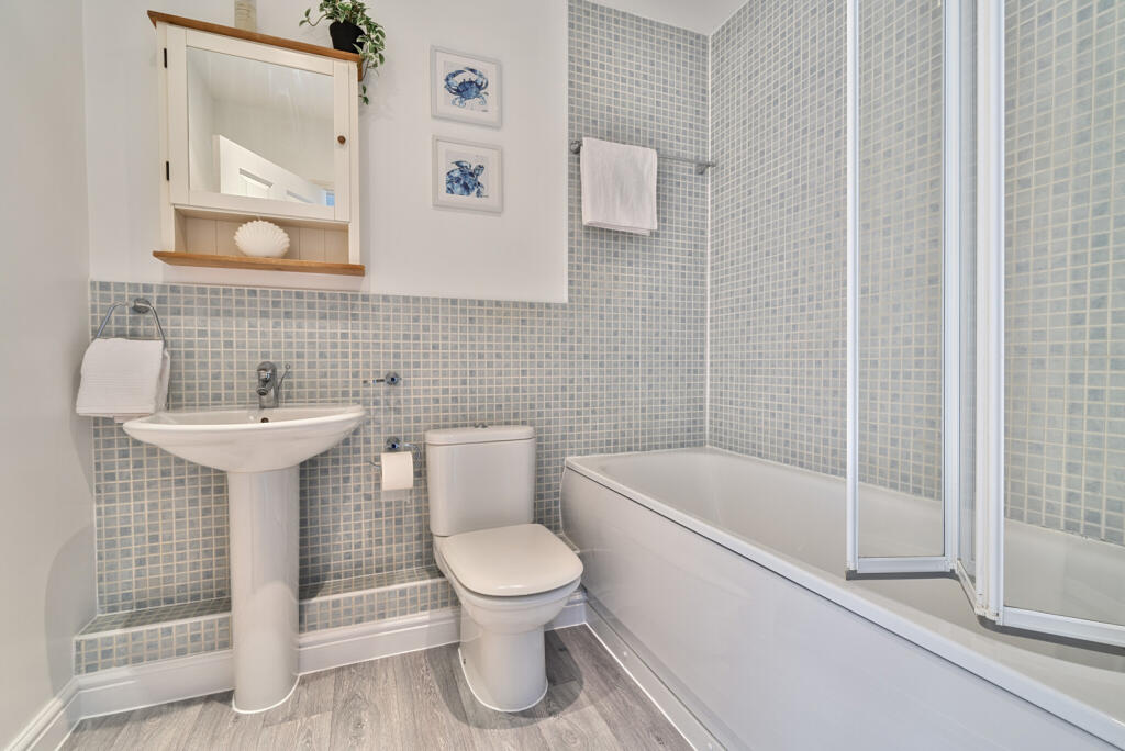 1290911-8-682731d...