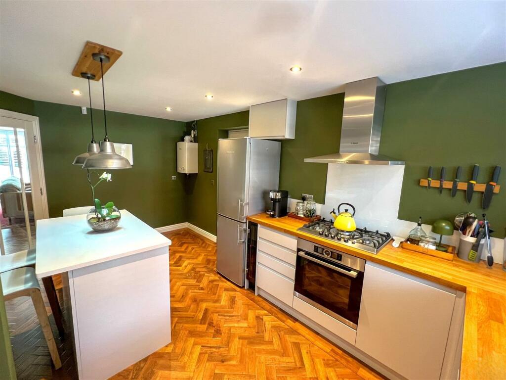 Kitchen B.JPG