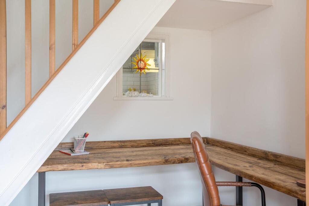 office nook.jpg