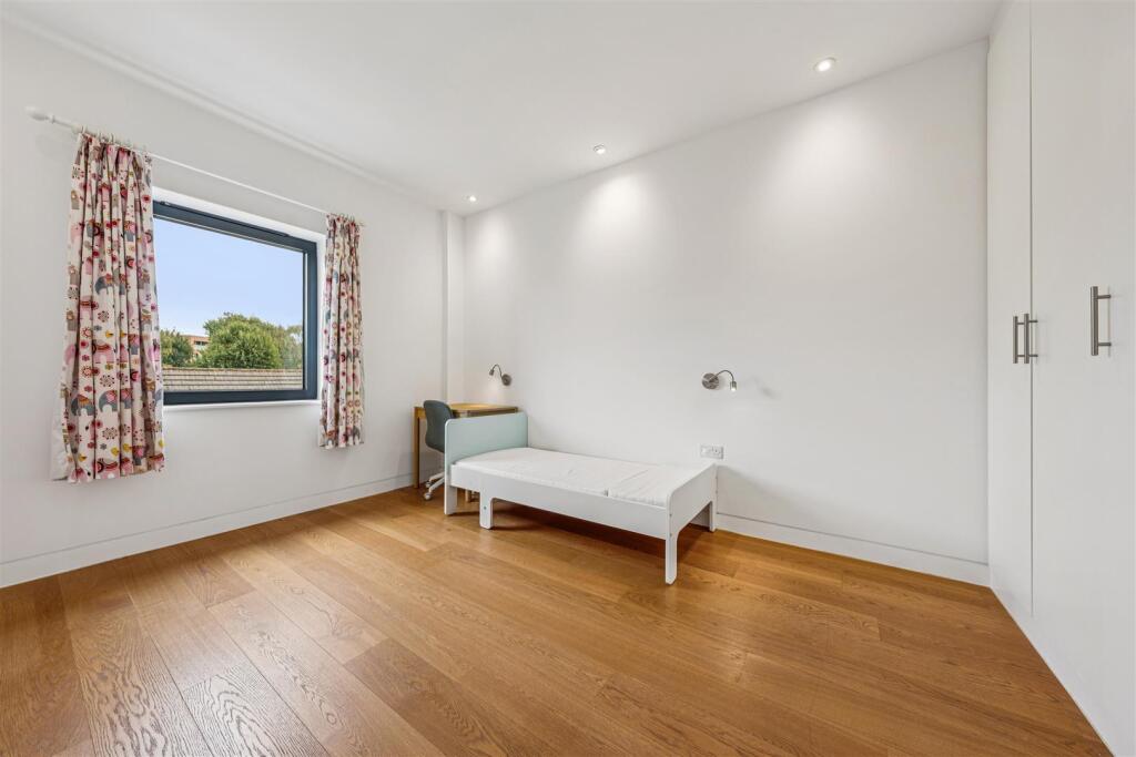Merlin House, W4 - FOR SALE