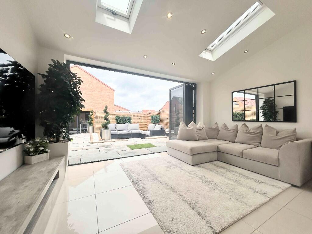 Summer Lounge