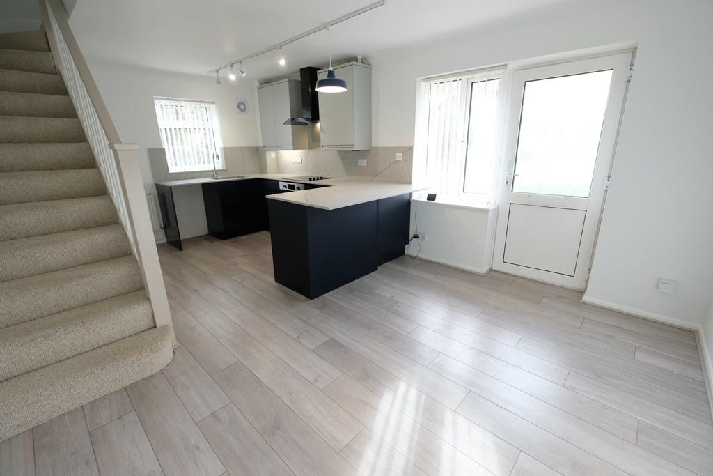 OPEN PLAN ROOM