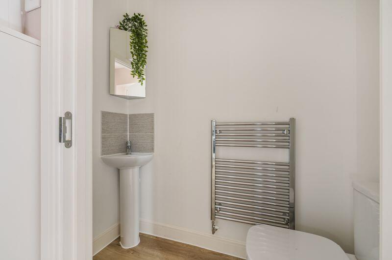 Downstairs Cloakroom 