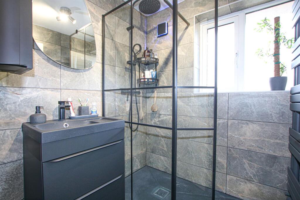 IMG_8507shower.jpg
