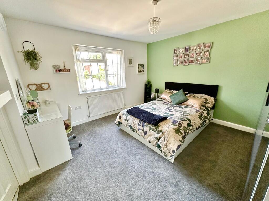 IMG-20250520-WA00...