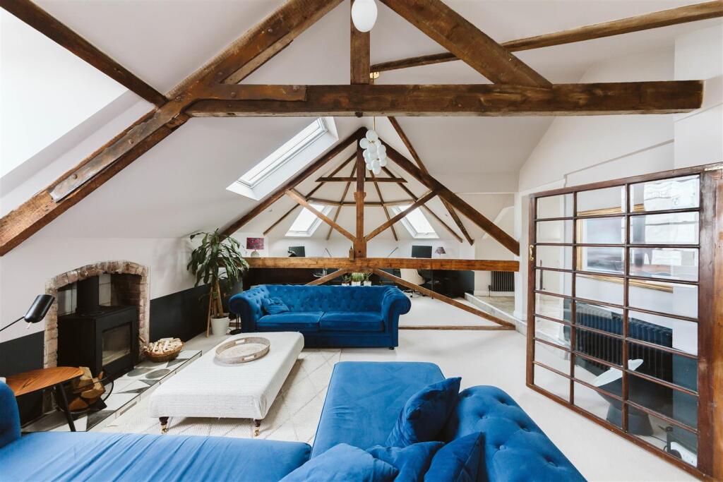 Bannerleigh House (15).jpg