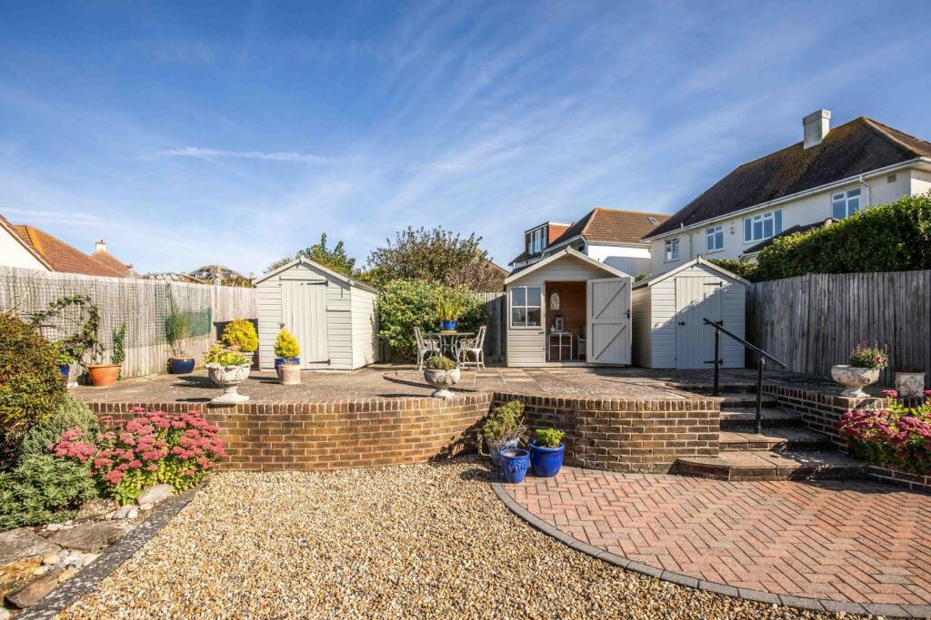 Cranleigh Avenue17.jpg