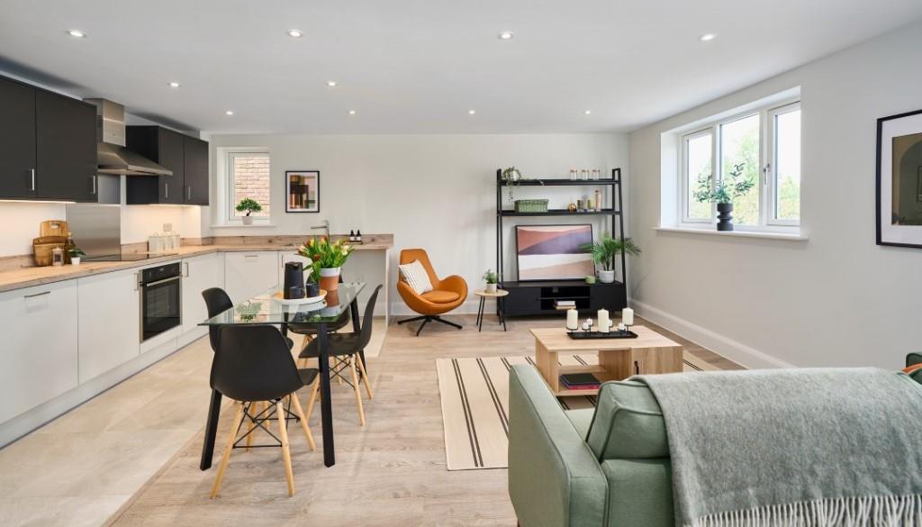 gallery_Courtfield-Gardens-Trowbridge-plot-12-livi