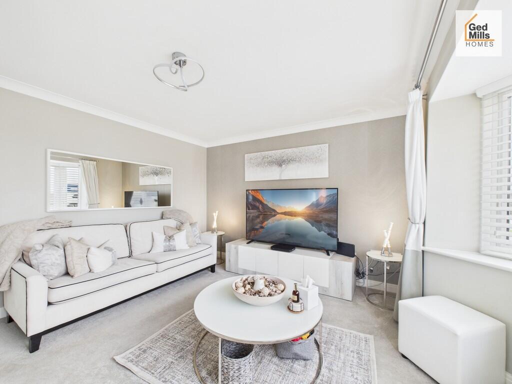 CAM04261G0-PR0116...