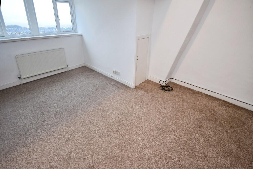 ac28fc9e-Bedroom ...