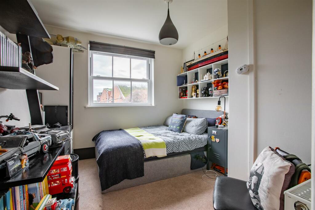 Bedroom.jpg