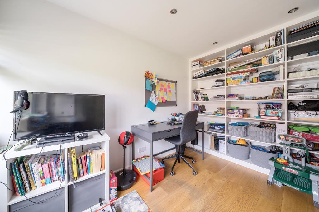 Reception Room/Bedroom