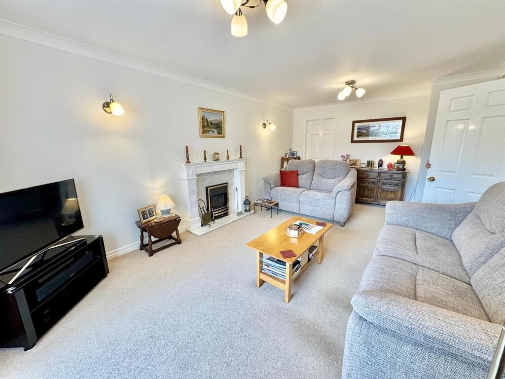 PHOTO-2025-09-03-07-23-57 (10).jpg