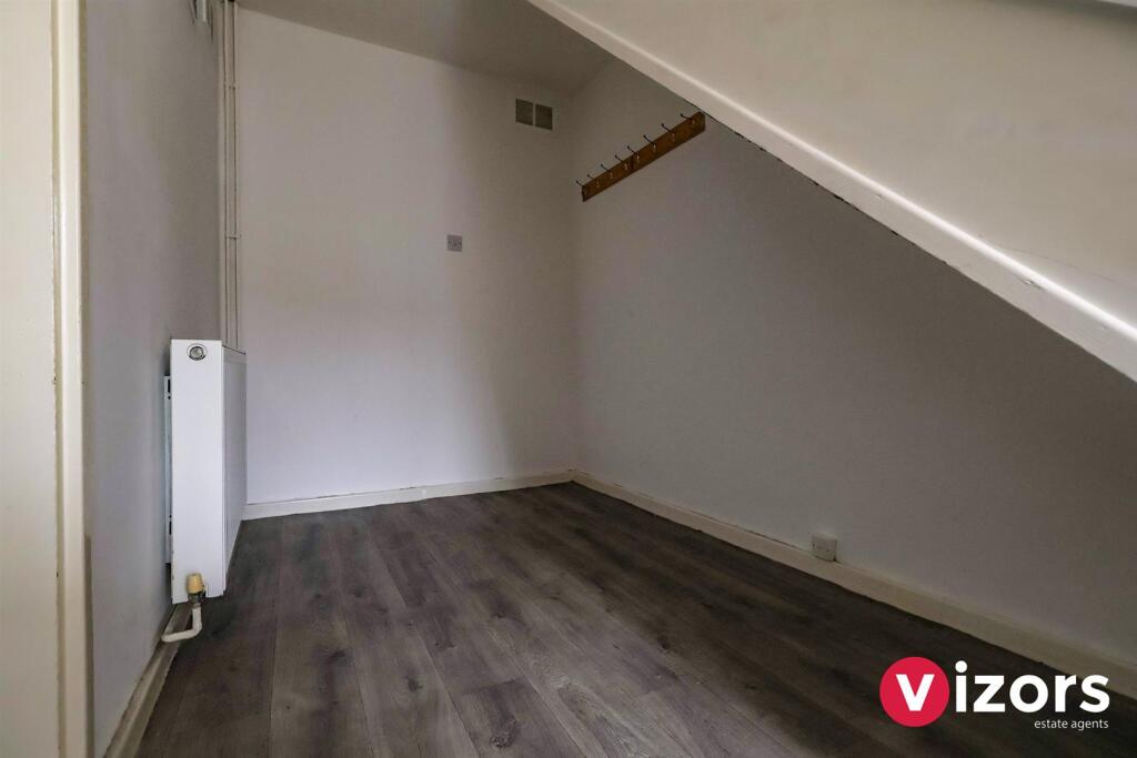 Under Stairs/WFH Space