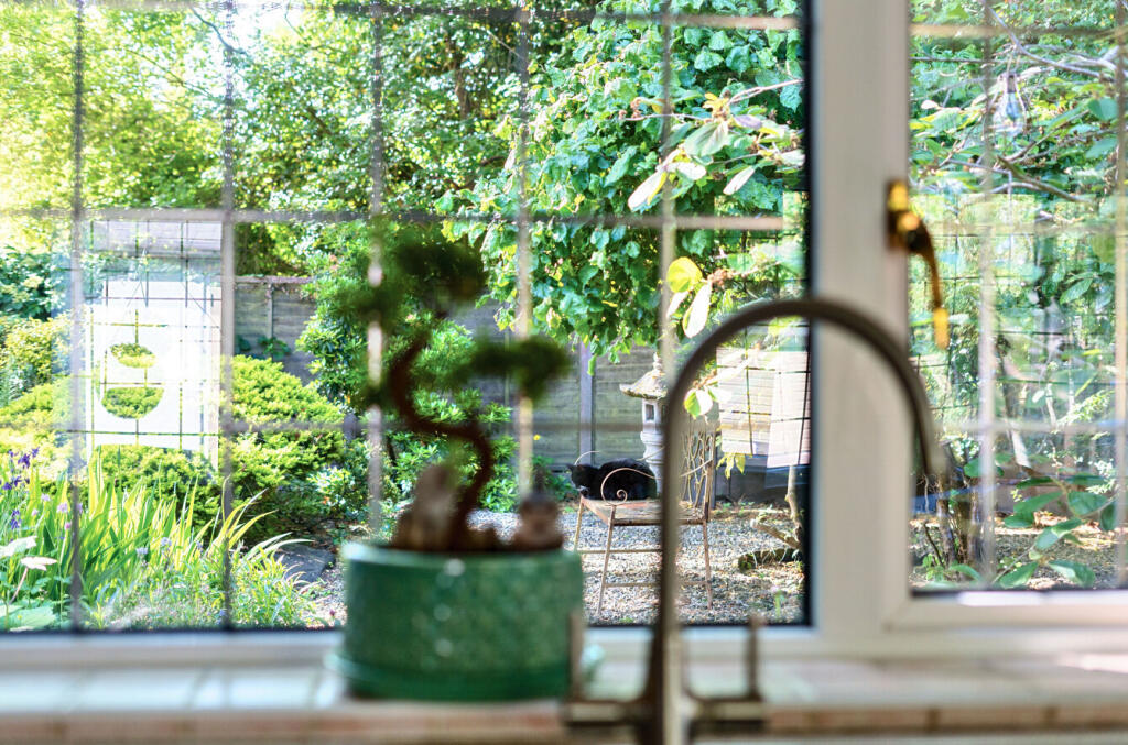 1298676-14-683039...