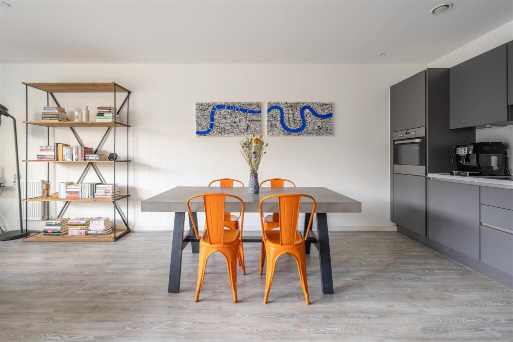 Living-Area-7.jpg