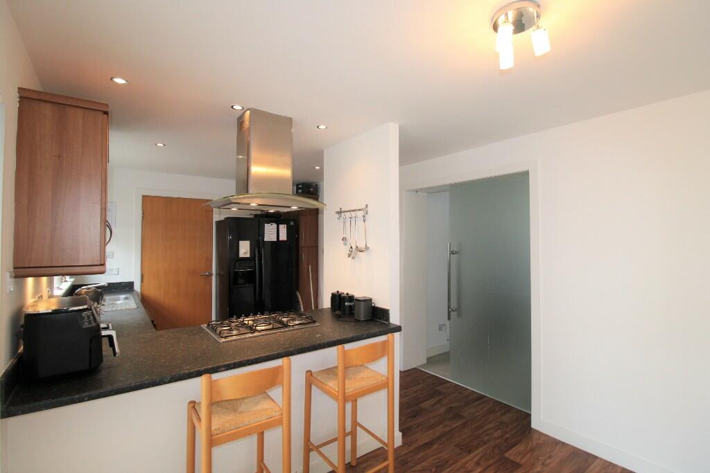 Kitchen/Dining Area