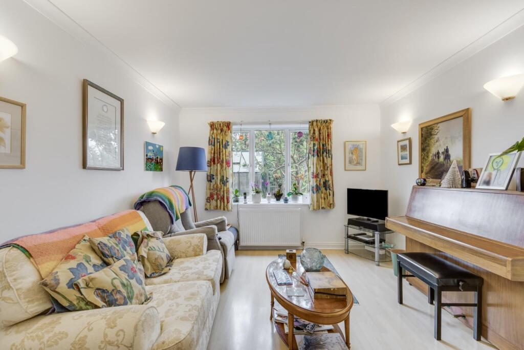 Ryecroft Lane 15-5.jpg