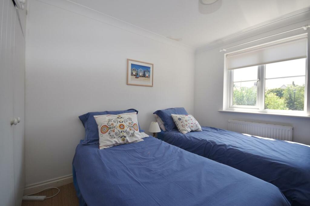Bedroom 3.JPG