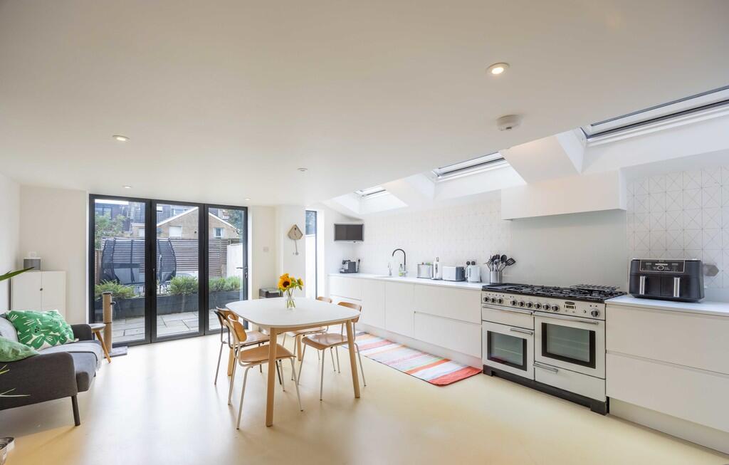 Kitchen/Dining Ro...