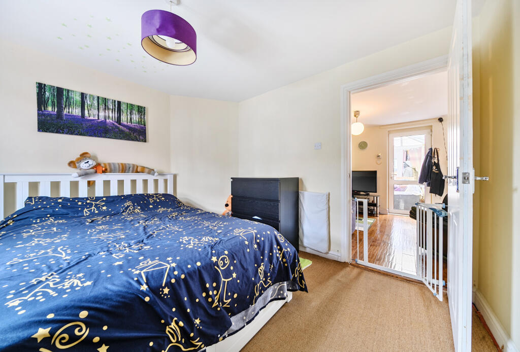 19-681c92cdcbfbd-...