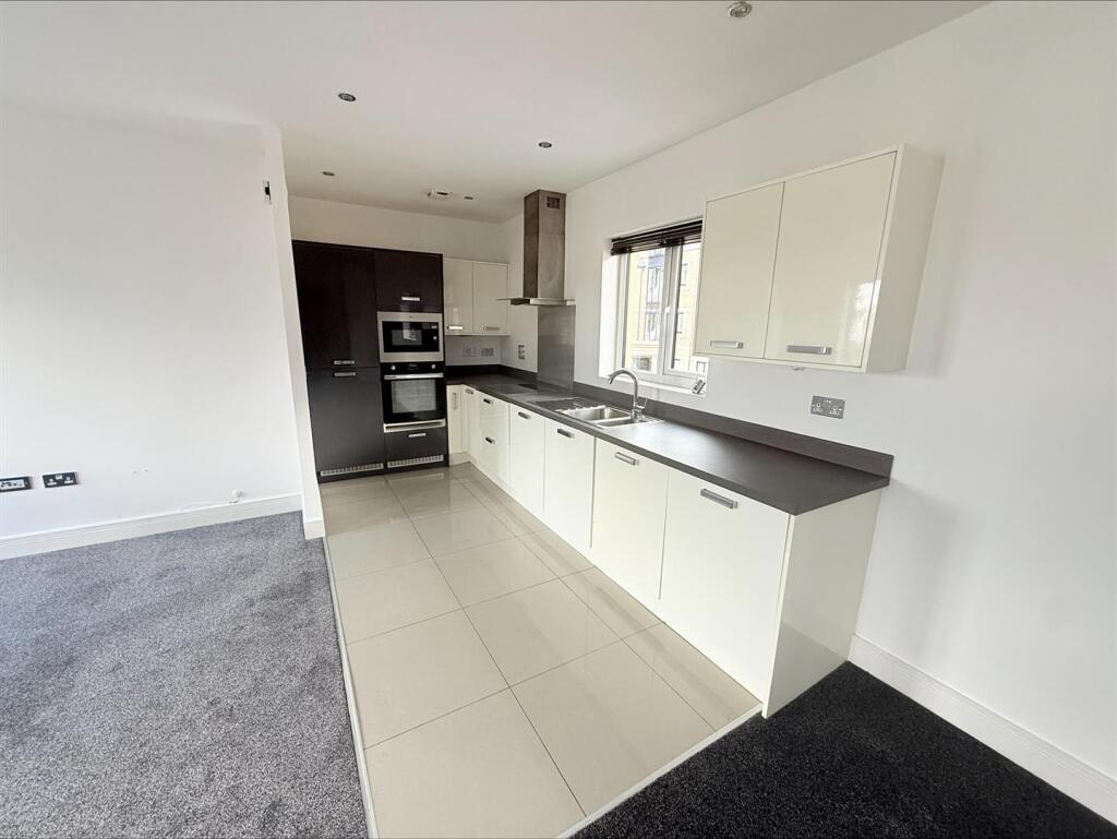 Lounge Open Plan to Kitchen