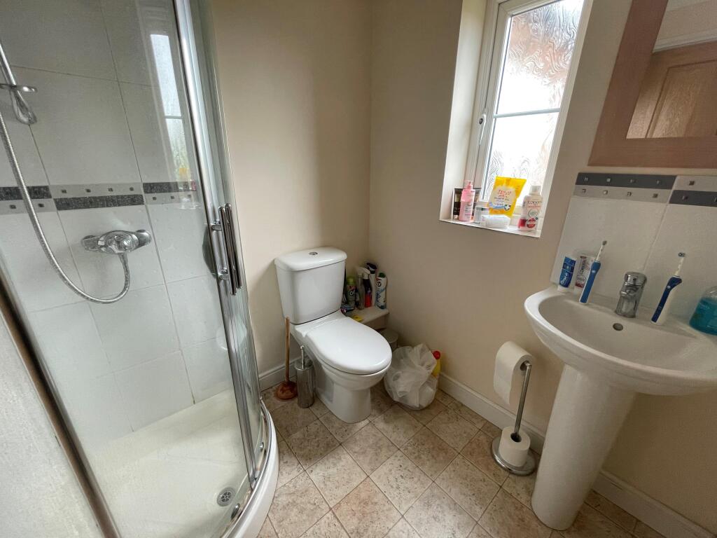 En-suite Bathroom