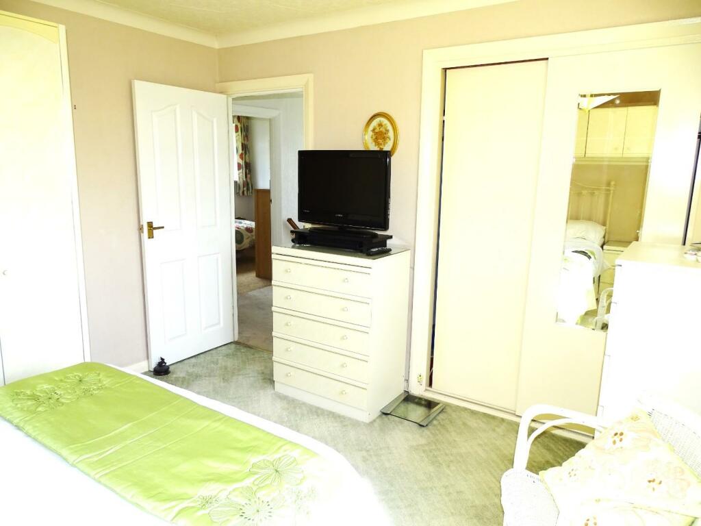 BUILT IN DOUBLE WARDROBE