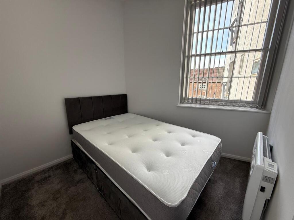 Bedroom.jpeg
